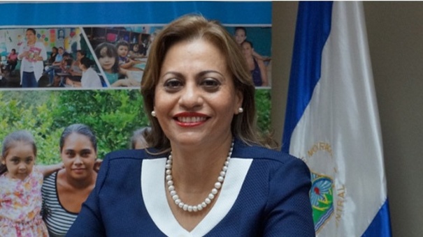 restituyen ministra familia nicaragua