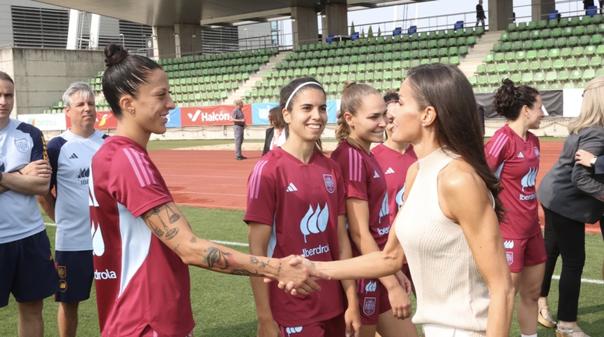 reina letizia seleccion femenina espanola