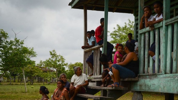 indigenas huyen de nicaragua por violencia