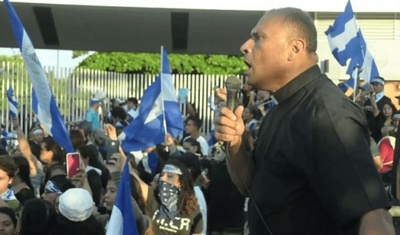 sacerdote enrique martinez gamboa