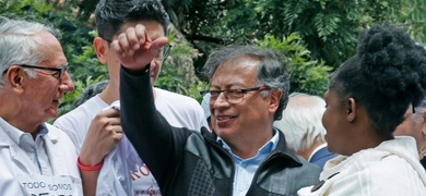 gustavo petro presidente colombia efe