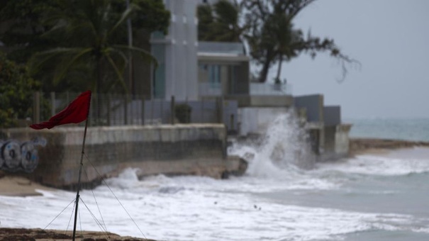 tormenta tropical ernesto llega a puerto rico