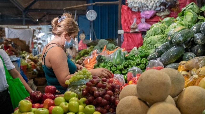 nicaraguenses sobreviviendo por alto costo canasta basica