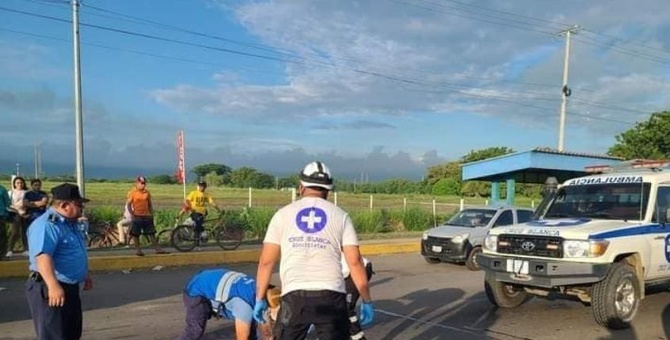 mujer muerta accidente transito carretera nueva leon