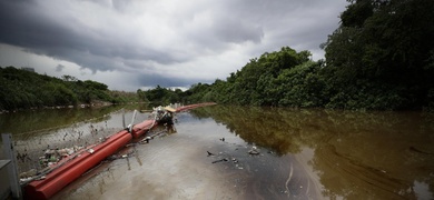 derrame combustible rio panama