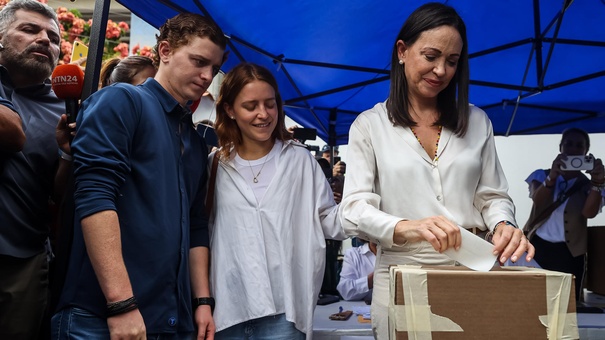 maria corina machado candidata oposotira venezuela