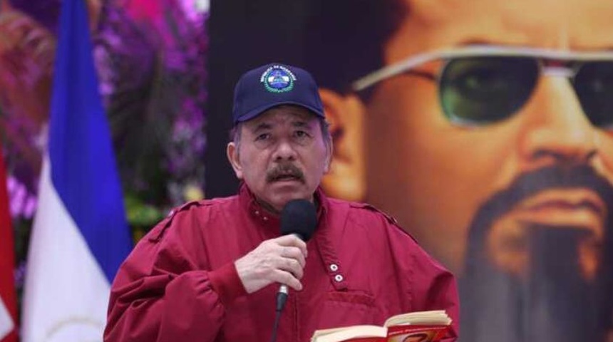 cumpleños de daniel ortega