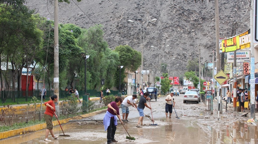 lluivas en peru