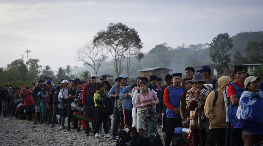 migrantes en la selva del darien