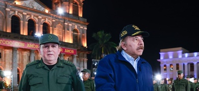 daniel ortega dona terreno ejercito nicaragua