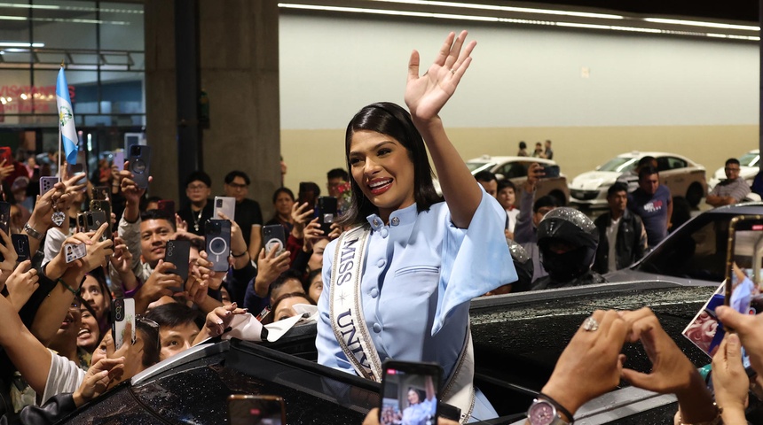 miss universo saludo aficionados guatemala