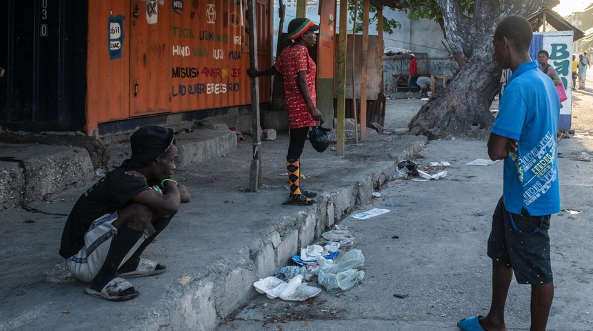 ataque bandas penitenciaria puerto principe haiti