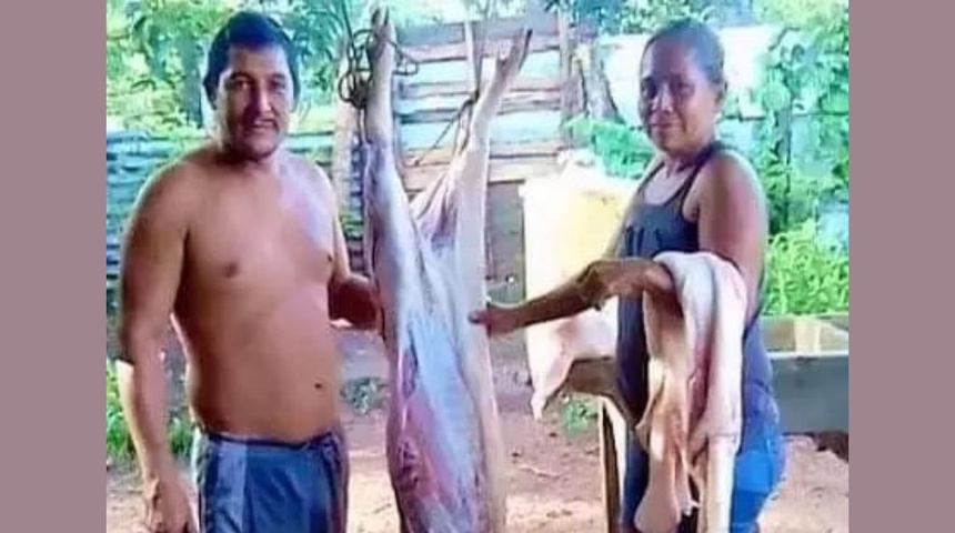 pareja acusada de asesinato