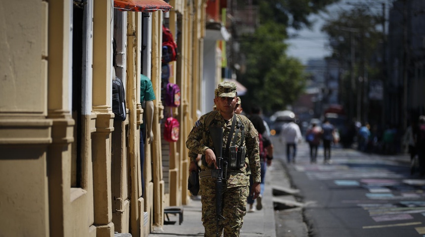 militares salvadorenos absuelto violacion nina