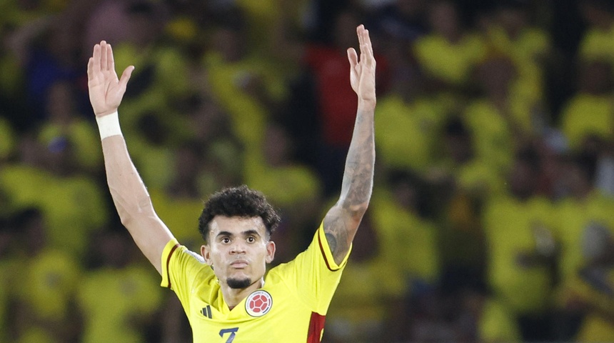 padre luis diaz celebra goles hijo colombia