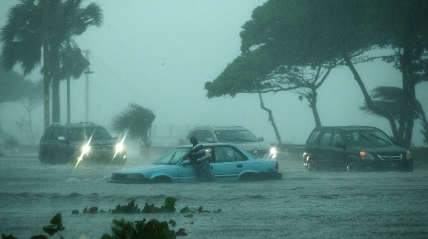 tormenta tropical earl