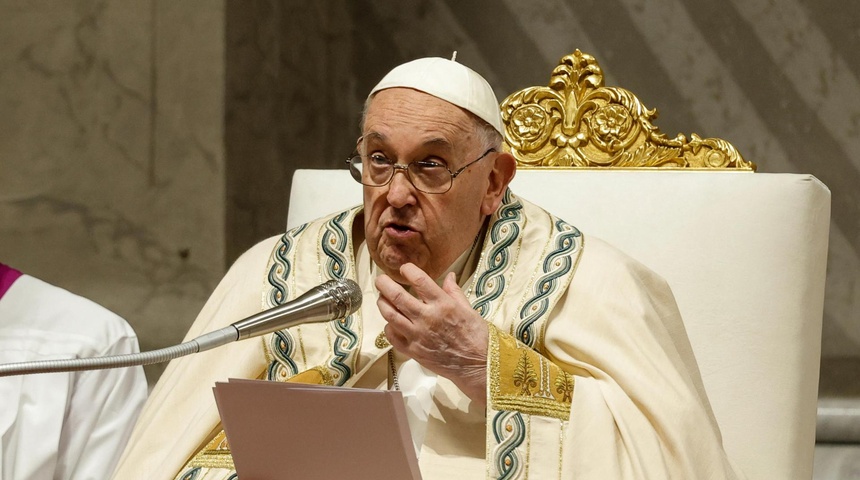 papa francisco preside misa vigilia pascual