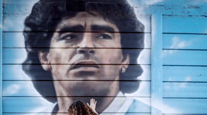 subasta del balon de maradona