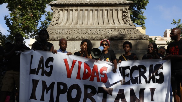 manifestaciones en barcelona tragedia melilla