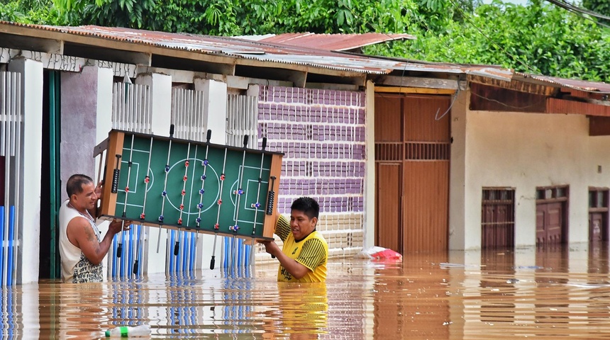 ayuda humanitaria a bolivarianos afectados lluvias