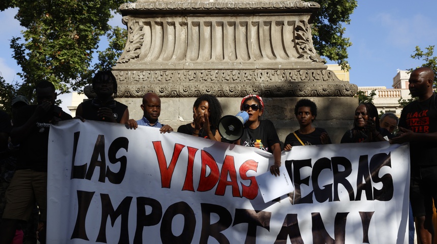 manifestaciones en barcelona tragedia melilla