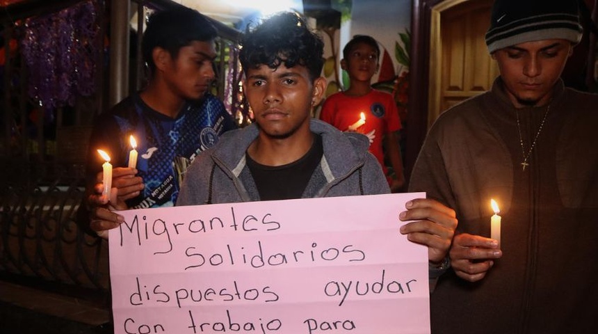 migrantes nicaraguenses ofrecen ayudar acapulco