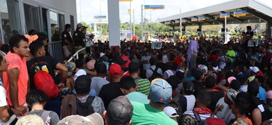 caravana migrante mexico pide visa transito