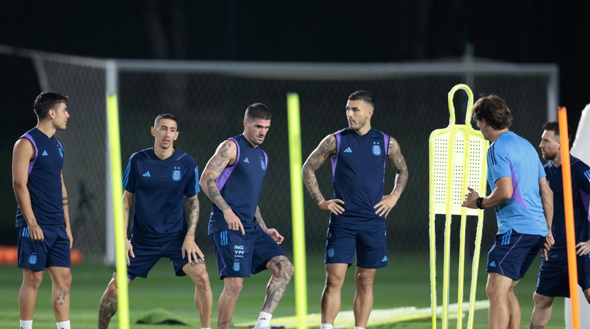 jugadores seleccion argentina entrenan mundial catar