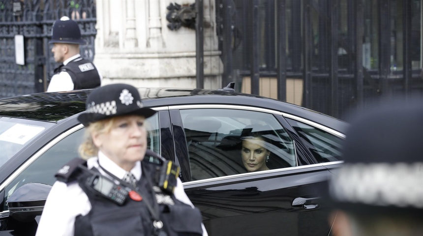 reyes espana viajan londres funeral reina isabel segunda