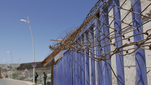 paso fronterizo de nador con melilla