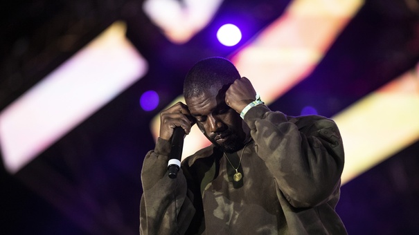 kanye west suspendido twitter