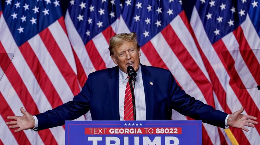 juez georgia archiva cargos contra donald trump