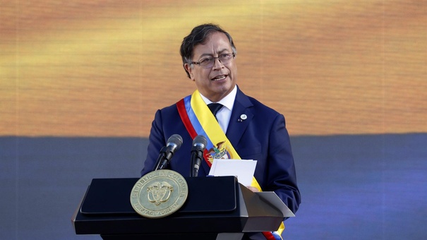 gustavo petro presidente izquierda colombia