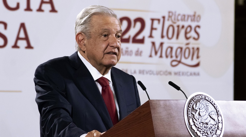 amlo palacio nacional pib