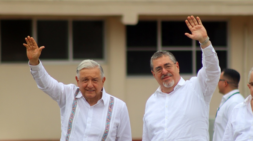 lopez obrador arevalo reunidos frontera