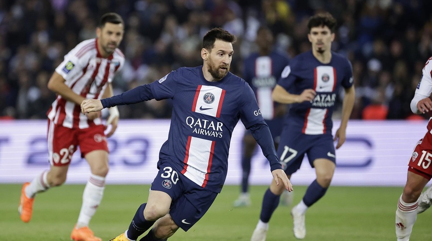 leo messi juega psg