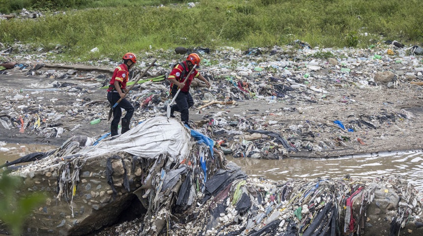 rescate desparecidos desborde rio guatemala