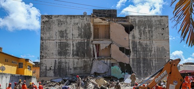 desplome de edificio en brasil