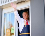 donald trump saludando local mcdonald's feasterville