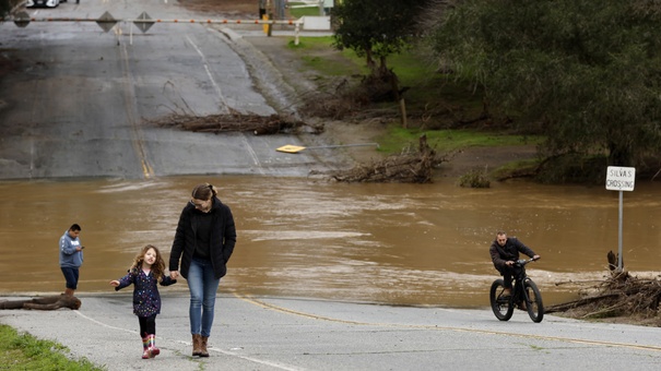 tormentas california