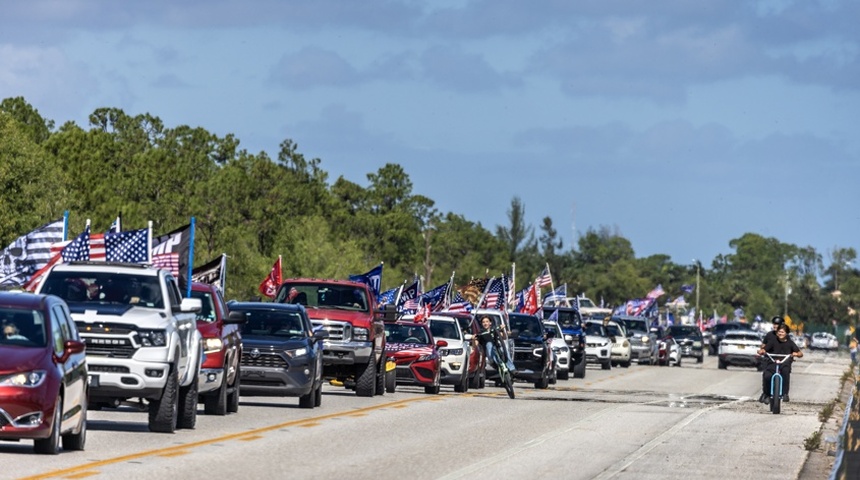 desfiles simpatizantes trump west palm beach