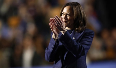 kamala harris manisfestacion michigan