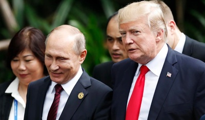 trump junto putin