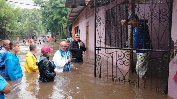 frente frio y efectos de la tormenta tropical sara