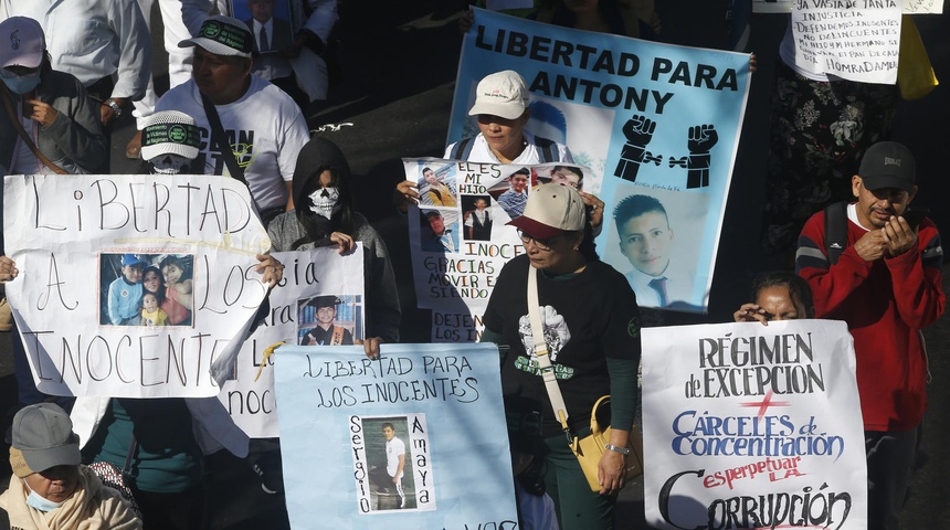 marcha san salvador