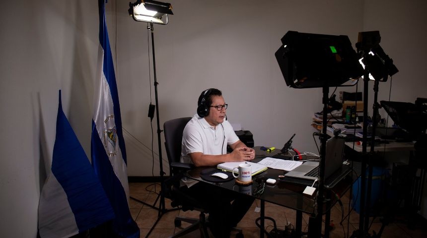 miguel mora periodista desterrado nicaragüense