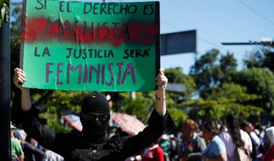 mujeres marcha día internacional eliminación violencia mujeres