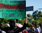 mujeres marcha día internacional eliminación violencia mujeres