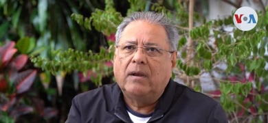 economista nicaragüense exiliado enrique sáenz