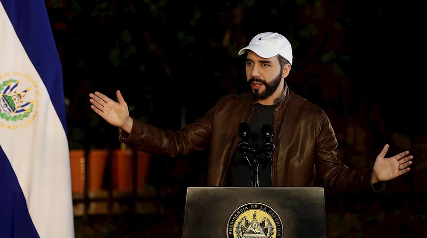 Nayib Bukele Presidente El Salvador anuncia compra de 15 millones de dólares en bitcoines